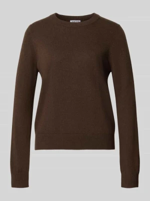 sweter w kroju regular fit z czystego kaszmiru Jake*s Czekoladowy