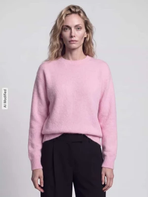 sweter w kroju regular fit z dodatkiem wełny model 'ALLY' Pieces Różowy