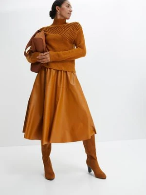 Sweter w strukturalny wzór bonprix