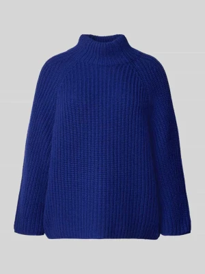 Sweter wełniany ze stójką herzensangelegenheit