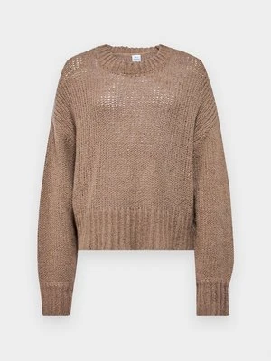 Sweter Won Hundred