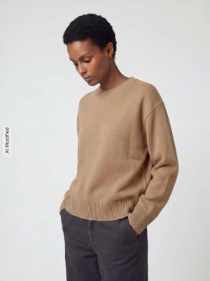 Sweter w kroju regular fit z czystej wełny Jake*s Camel