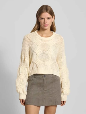 Sweter z dzianiny krótki z prążkowanymi wykończeniami model ‘LOES’ Noisy May