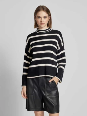 Sweter z dzianiny o kroju comfort fit z szerokimi, prążkowanymi ściągaczami Only