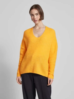 Sweter z dzianiny o kroju oversized z dekoltem w serek model ‘THORA’ MOS MOSH