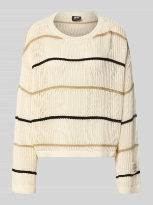 sweter z dzianiny o kroju oversized z detalem z logo i okrągłym dekoltem Karo Kauer Złamany biały