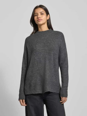 Sweter z dzianiny o kroju oversized z półgolfem model ‘LEFILE’ Vero Moda