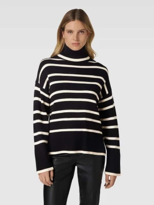 Sweter z dzianiny o kroju oversized ze wzorem w paski model ‘SABA’ Vero Moda