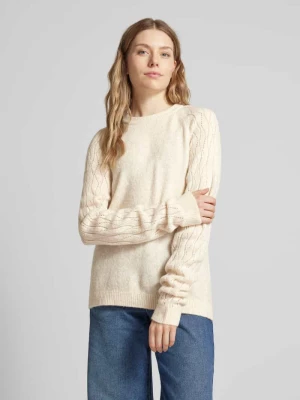 Sweter z dzianiny o kroju regular fit z dodatkiem wełny i rękawami z ażurowej dzianiny model ‘OLGA’ Pieces