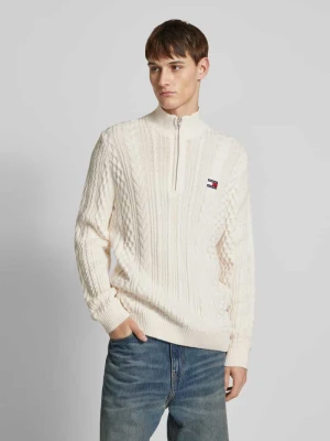 Sweter z dzianiny o kroju regular fit z dodatkiem wełny i ściegiem warkoczowym Tommy Jeans