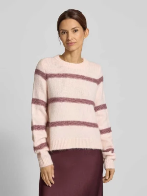 Sweter z dzianiny o kroju regular fit z dodatkiem wełny model ‘ZADA’ Vero Moda