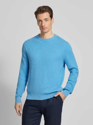 Sweter z dzianiny o kroju regular fit z fakturowanym wzorem Christian Berg Men