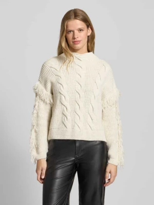 Sweter z dzianiny o kroju regular fit z frędzlami model ‘HOLLY’ Only