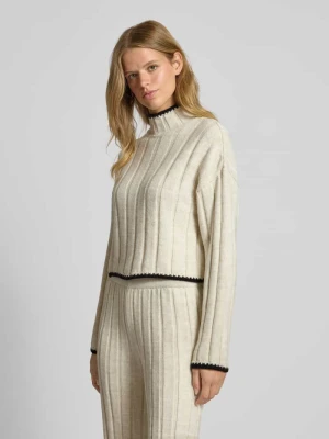 Sweter z dzianiny o kroju regular fit z golfem model ‘CHICK’ Only