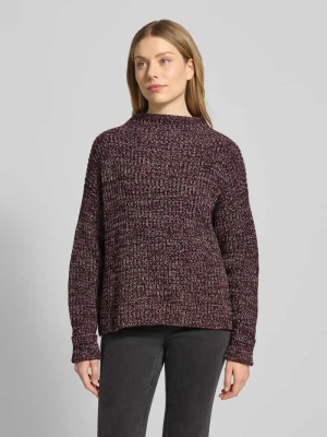 Sweter z dzianiny o kroju regular fit z mieszanki bawełny model ‘SELMA’ Selected Femme
