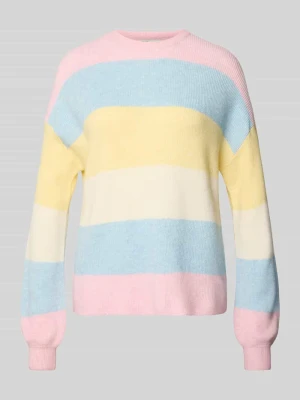 Sweter z dzianiny o kroju regular fit z mieszanki wiskozy model ‘ATIA’ Only