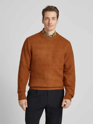 Sweter z dzianiny o kroju regular fit z okrągłym dekoltem MCNEAL