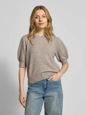 Sweter z dzianiny o kroju regular fit z dekoltem okrągłym model „DOFFY” Vero Moda