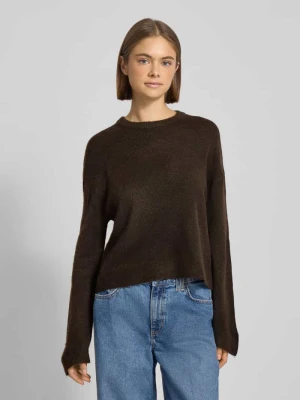 Sweter z dzianiny o kroju regular fit z okrągłym dekoltem model ‘SIMONI’ Only