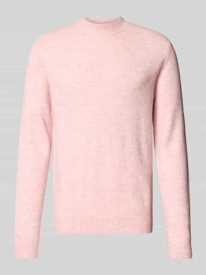 sweter z dzianiny o kroju regular fit z prążkowanymi wykończeniami MCNEAL Mocnoróżowy melanż