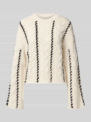 Sweter z dzianiny o kroju regular fit ze ściegiem warkoczowym model ‘TESSA’ Only