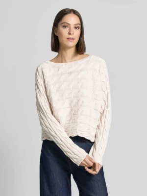 Sweter z dzianiny o kroju relaxed fit z mieszanki bawełny ze ściegiem warkoczowym Oui Złamany biały