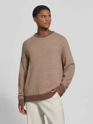 Sweter z dzianiny o kroju relaxed fit z wzór w paski model 'NEELIO' Drykorn Bordowy