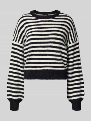 Sweter z dzianiny o kroju relaxed fit ze wzorem na całej powierzchni model ‘PIUMO’ Only