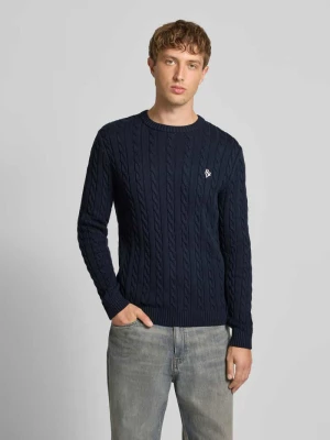 Sweter z dzianiny o kroju slim fit ze ściegiem warkoczowym REVIEW
