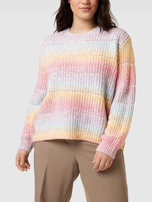 Sweter z dzianiny PLUS SIZE ze wzorem na całej powierzchni Vero Moda Curve