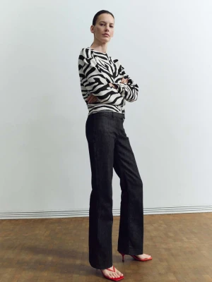 Sweter z dzianiny w zeberkę czarny - Kobieta - - MANGO