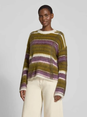 Sweter z dzianiny we wzór na całej powierzchni model 'CHEA' Y.A.S Oliwkowy