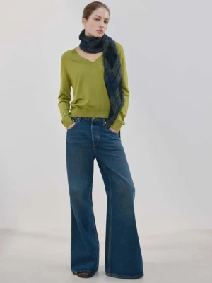 Sweter z dzianiny z dekoltem w szpic zielony - Kobieta - - MANGO