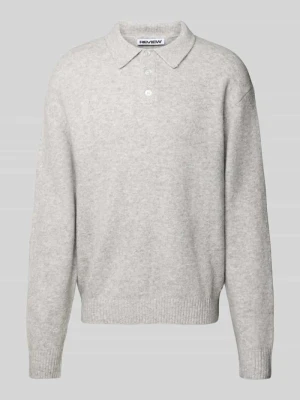 Sweter z dzianiny z elastycznej mieszanki wełny o kroju relaxed fit REVIEW Jasnoszary melanż