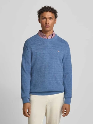 Sweter z dzianiny z fakturowanym wzorem i wyhaftowanym logo Gant