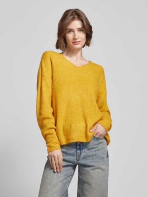 Sweter z dzianiny z fakturowanym wzorem model ‘CREWLEFILE’ Vero Moda