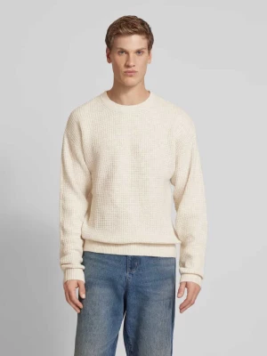 Sweter z dzianiny z fakturowanym wzorem model ‘OLLIE’ jack & jones