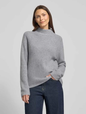 Sweter z dzianiny z kaszmiru ze stójką FYNCH-HATTON
