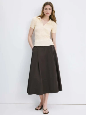 Sweter z dzianiny z kołnierzykiem polo kremowy / écru - Kobieta - - MANGO