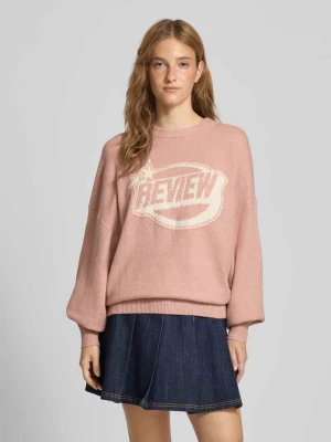 Sweter z dzianiny z nadrukiem z logo REVIEW