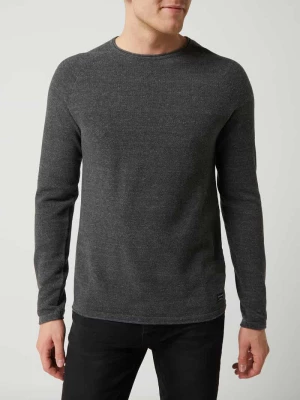 Sweter z dzianiny z naszywką z logo model ‘HILL’ jack & jones