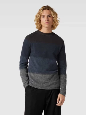 Sweter z dzianiny z naszywką z logo model ‘HILL’ jack & jones