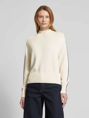 Sweter z dzianiny z obniżonymi ramionami model ‘Parto’ Opus