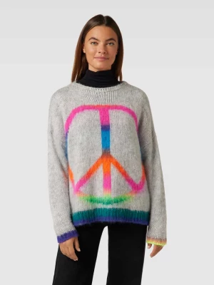 Sweter z dzianiny z obniżonymi ramionami model ‘PEACE’ miss goodlife