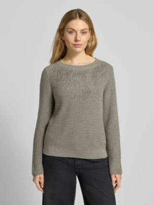 Sweter z dzianiny z obszyciem ozdobnymi kamieniami monari