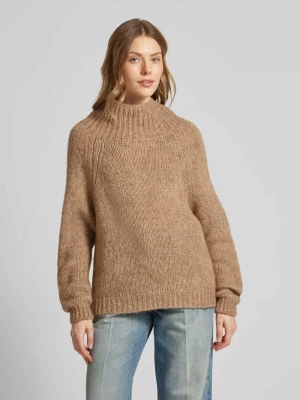 Sweter z dzianiny z okrągłym dekoltem model ‘BERTA’ MAX&Co.