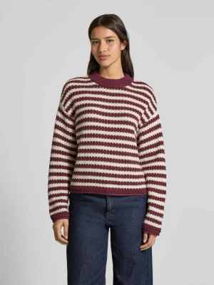 Sweter z dzianiny z okrągłym dekoltem model ‘PORTA’ YAS
