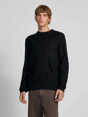 Sweter z dzianiny z okrągłym dekoltem model ‘ROY’ jack & jones