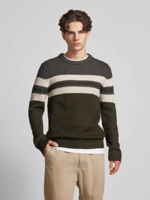 Sweter z dzianiny z okrągłym dekoltem model ‘SANDER’ jack & jones