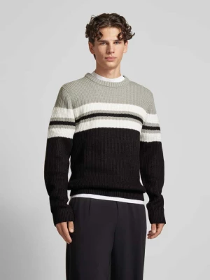 Sweter z dzianiny z okrągłym dekoltem model ‘SANDER’ jack & jones